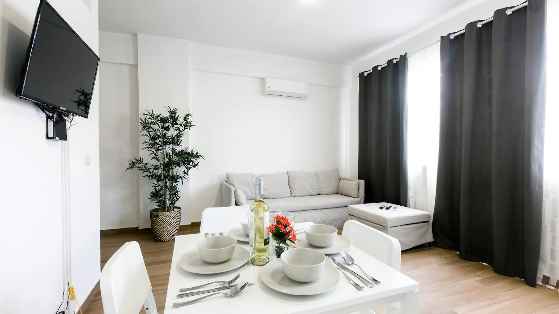 Olas Del Caribe - Vacation Suites With Rooftop Pool - Playa Los Corales 蓬塔卡纳 公寓式酒店