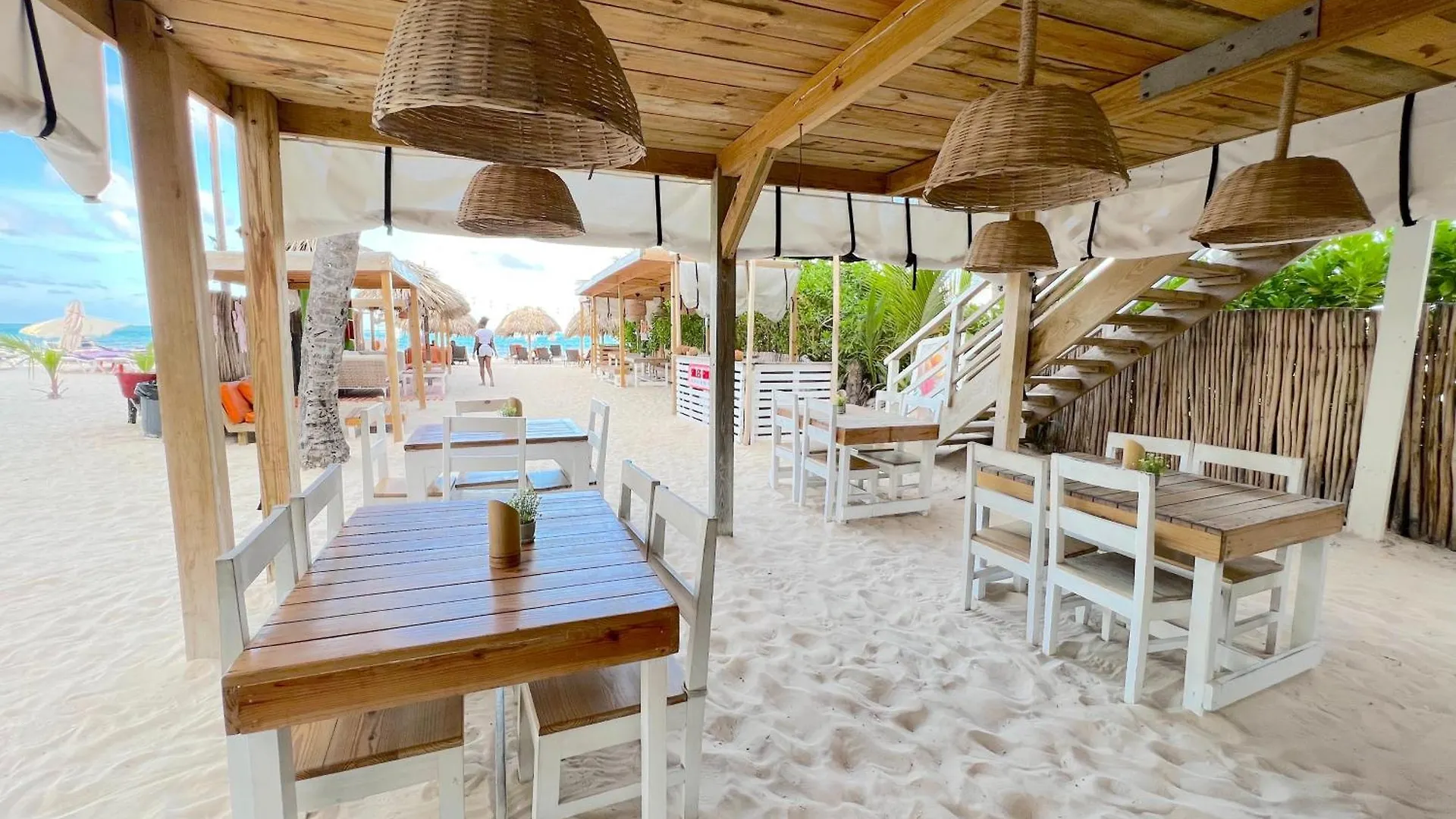 公寓式酒店 Olas Del Caribe - Vacation Suites With Rooftop Pool - Playa Los Corales 蓬塔卡纳