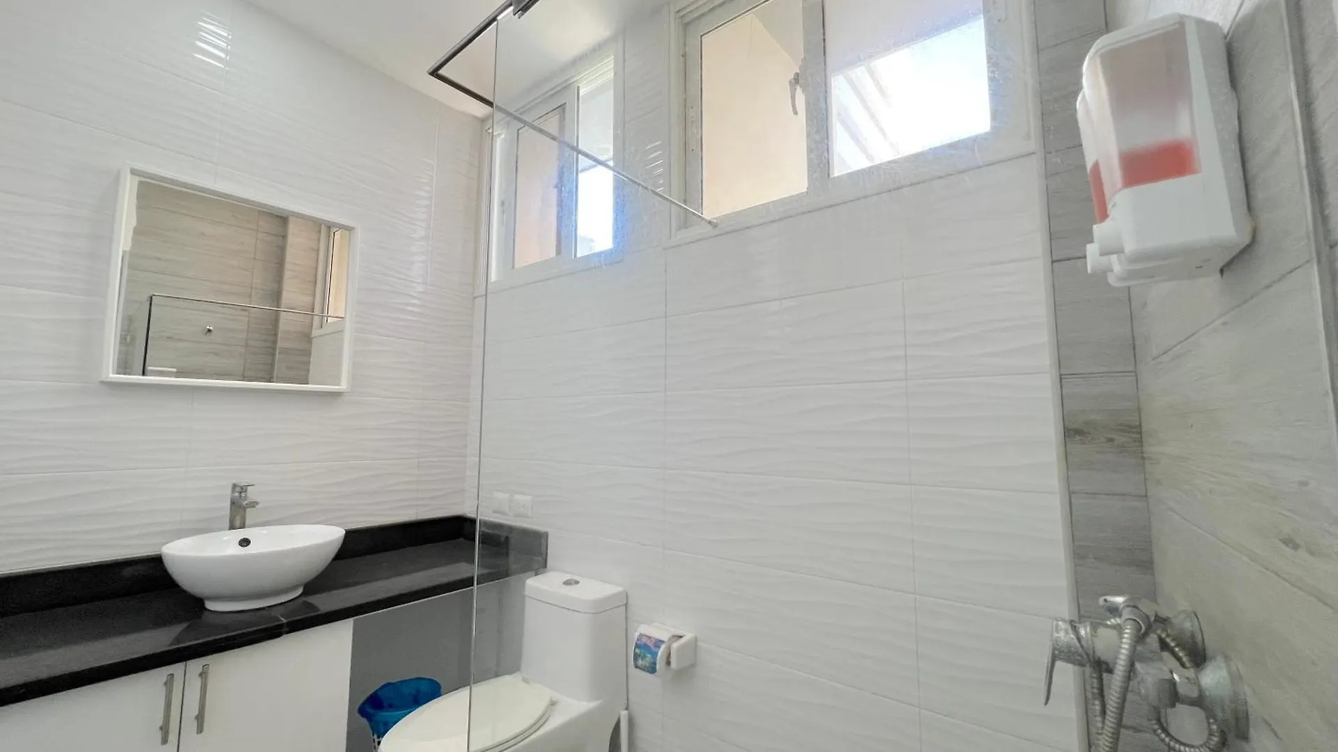 公寓式酒店 Olas Del Caribe - Vacation Suites With Rooftop Pool - Playa Los Corales 蓬塔卡纳