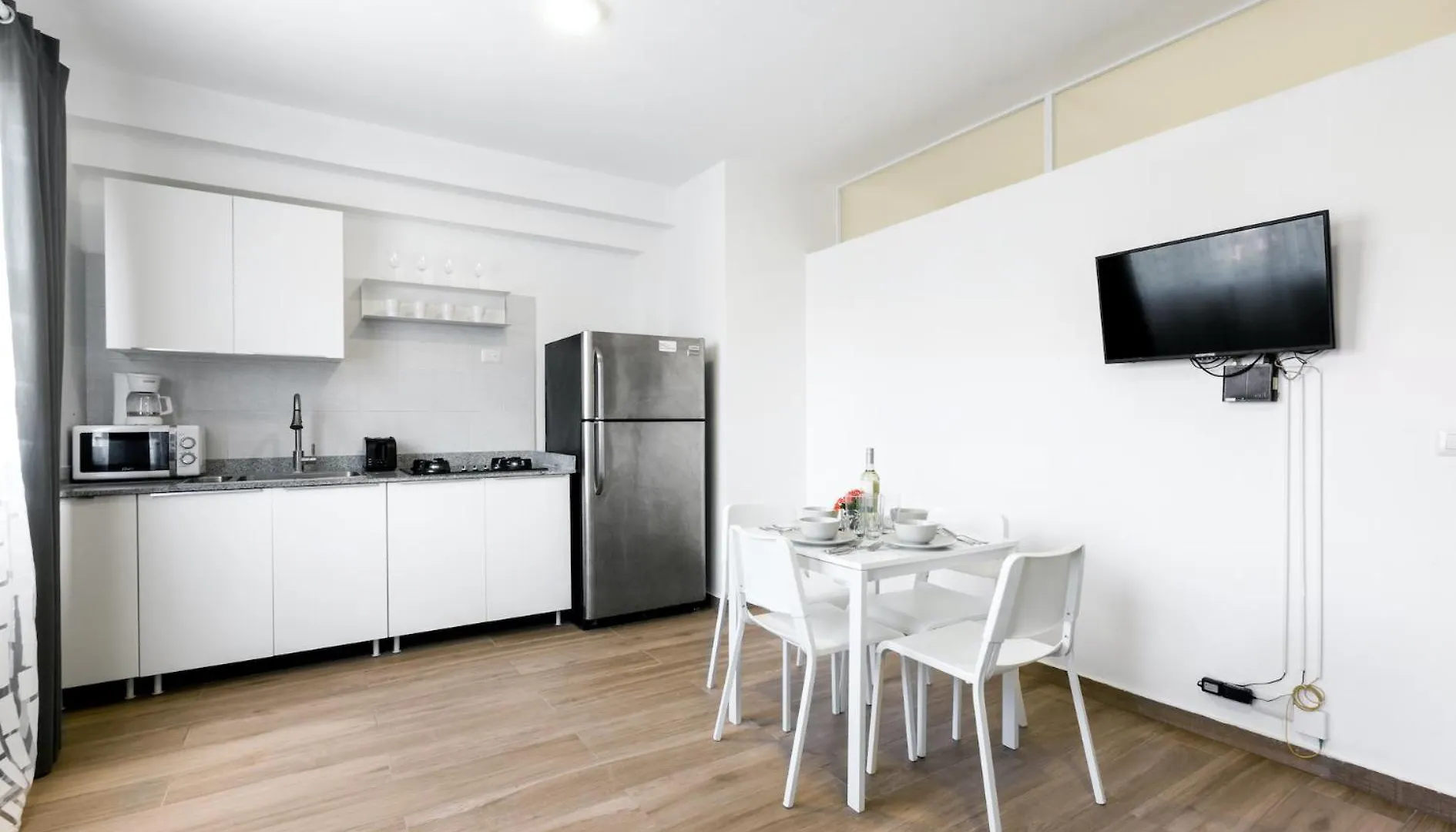 Olas Del Caribe - Vacation Suites With Rooftop Pool - Playa Los Corales Πούντα Κάνα