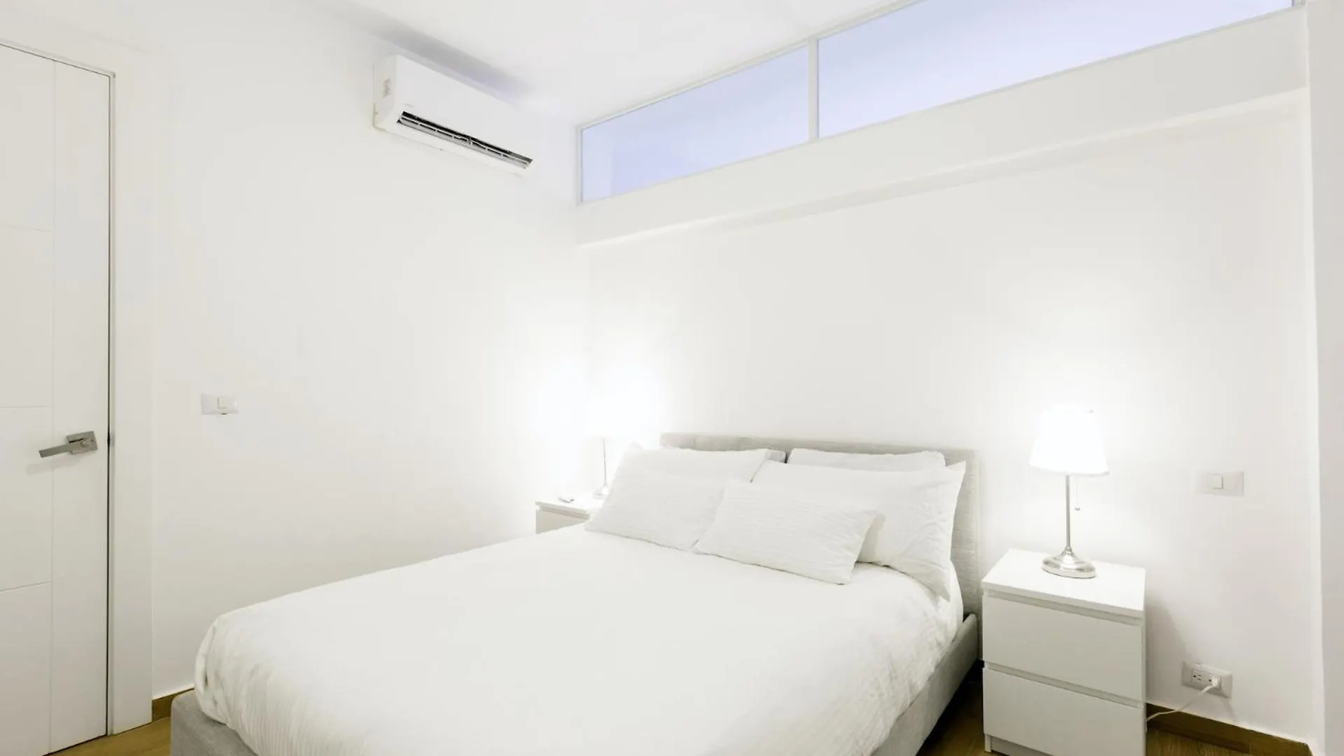 Olas Del Caribe - Vacation Suites With Rooftop Pool - Playa Los Corales Πούντα Κάνα