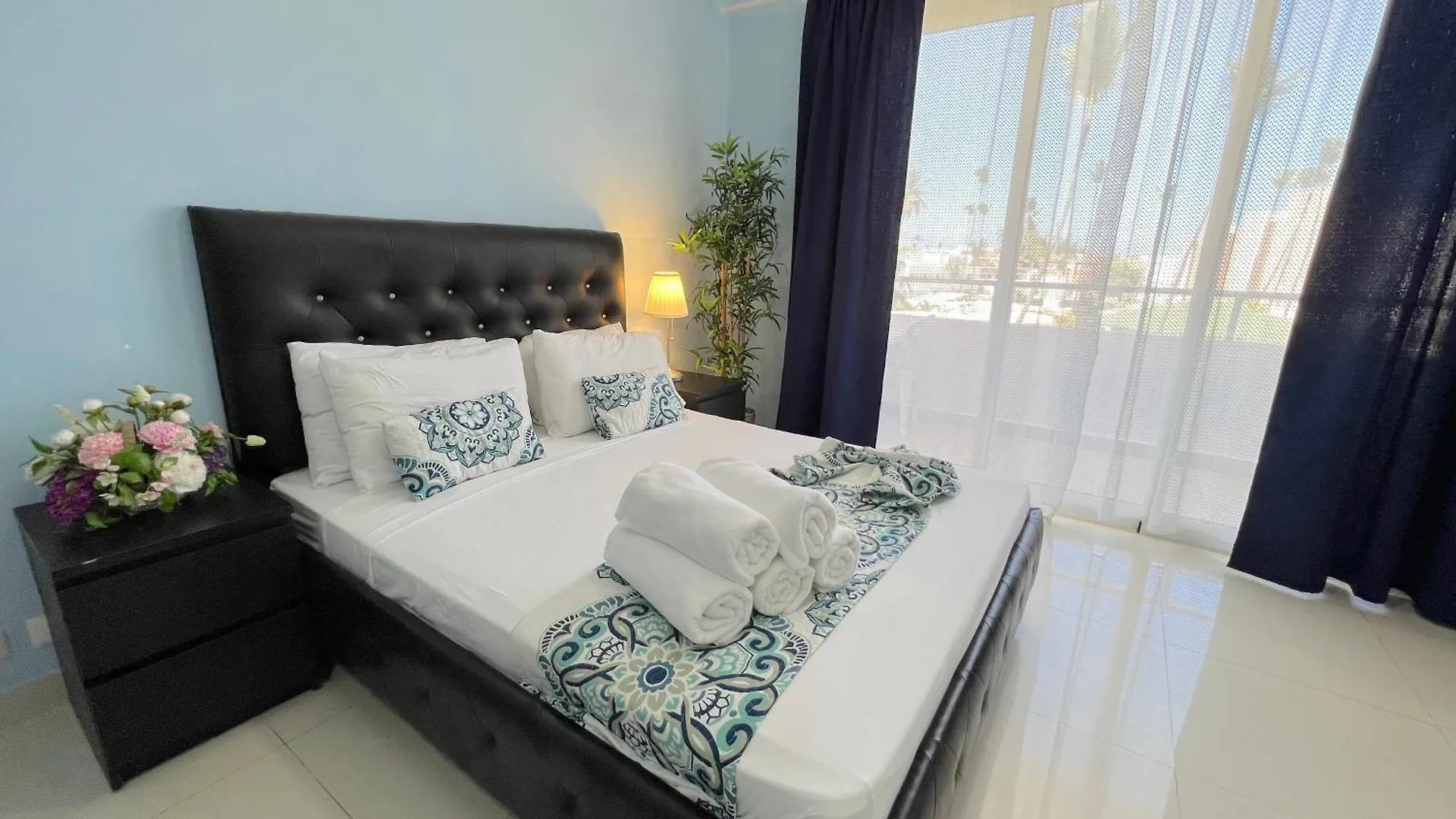 Olas Del Caribe - Vacation Suites With Rooftop Pool - Playa Los Corales Punta Cana